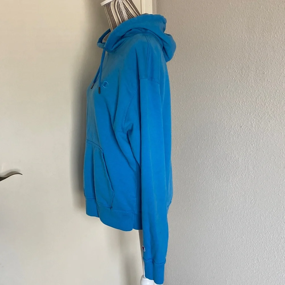 Champion Men's Vibrant Blue Hoodie